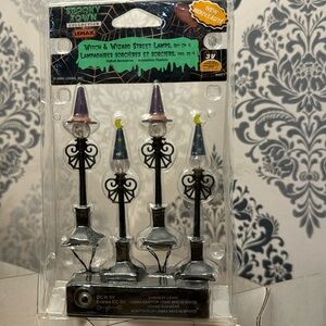 Lemax Spooky Town. “Witch and Wizard Street Lamps” . Retired Collectible